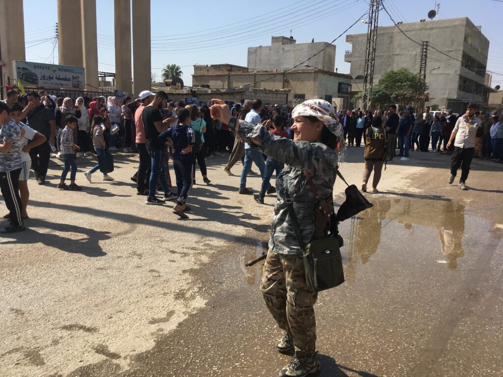 Une Peshmerga du YPJ, Amouda, octobre 2019