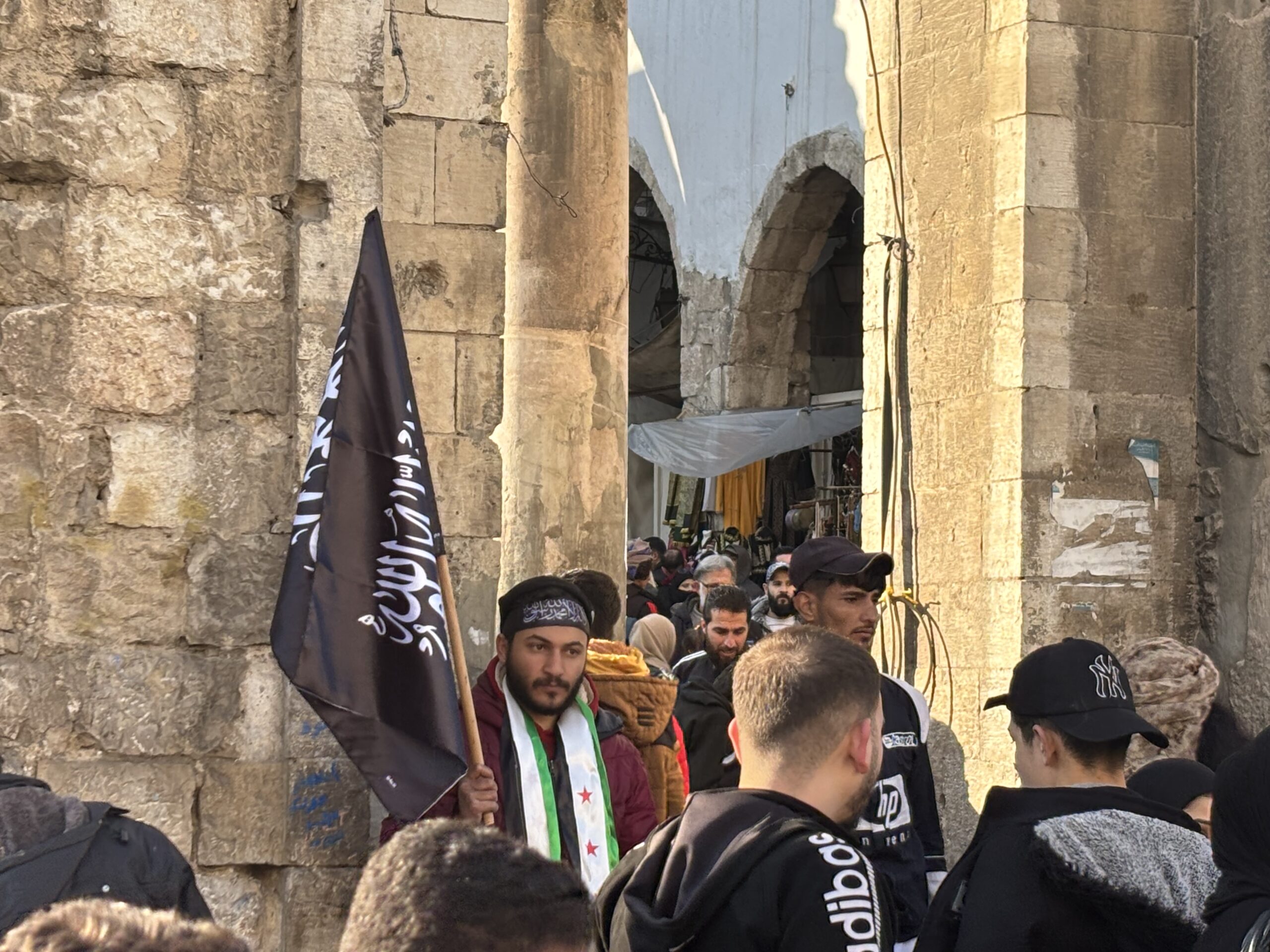Jihadiste devant la mosquée des Omeyyades- 2 janvier 2025